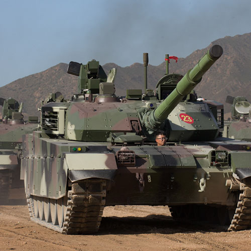 八發(fā)八中！兵器工業(yè)集團(tuán)多款“裝甲與反裝甲”武器首次公開實(shí)彈射擊